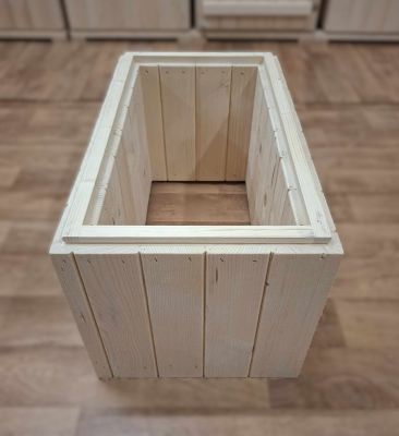 Medník na 6 rám. úľ na odložence 