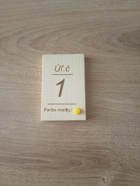 Gravírované čísla na včelí úľ 1ks