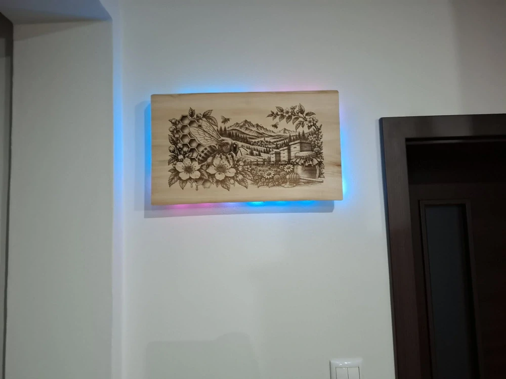 LED gravírovaný obraz Včelárstvo – masívna lipa