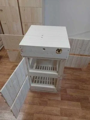 Presklený včelí úľ – 6 pozorovacích skiel, zateplený