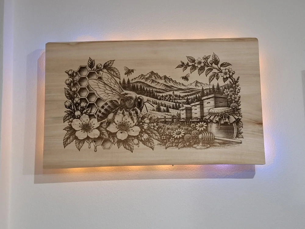 LED gravírovaný obraz Včelárstvo – masívna lipa