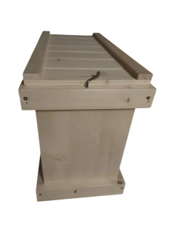 Prepravný box na 6 včelích rámikov – drevená prepravka (pohľad zošikmou)