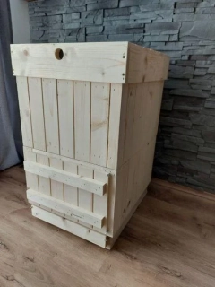 Včelí Úľ presklený - Zadná strana